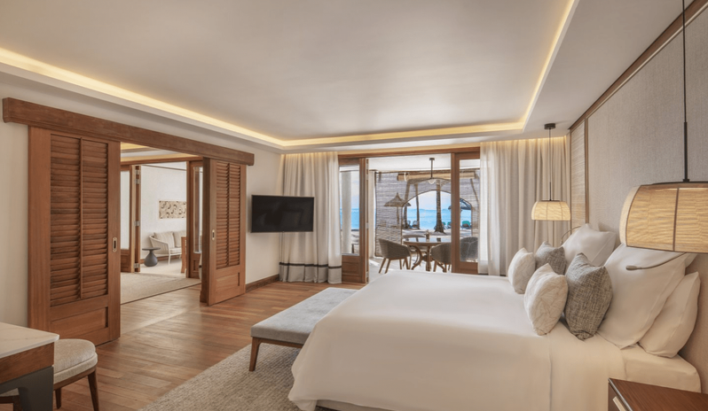 Two Bedroom Senior Family Suite Beachfront, Bedroom